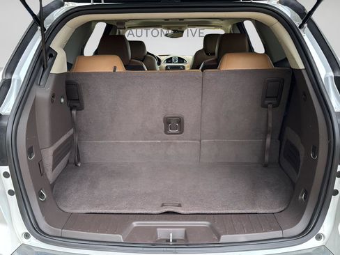 Used 2017 Buick Enclave Leather AWD/4WD image 24