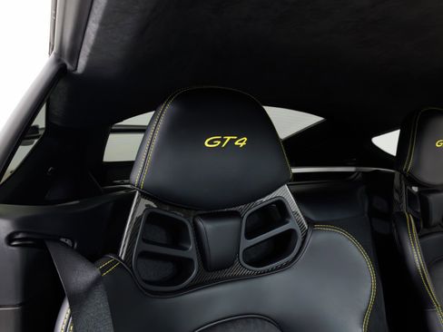 Used 2016 Porsche Cayman GT4 image 36