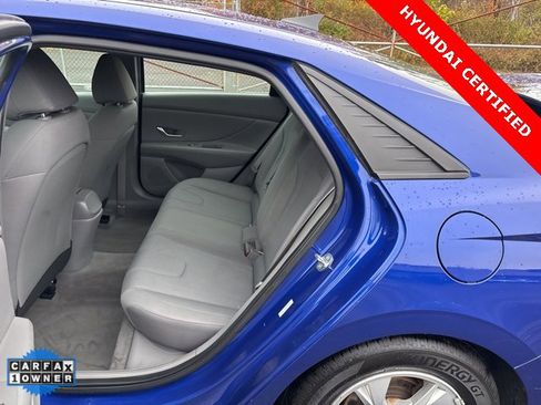 Certified 2021 Hyundai Elantra SE image 20