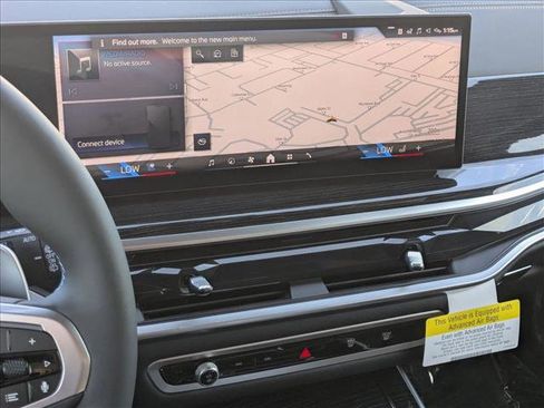 New 2026 BMW X7 M60i image 12