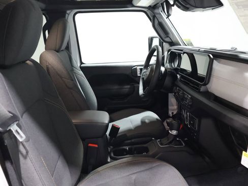 New 2026 Jeep Gladiator Sport image 13