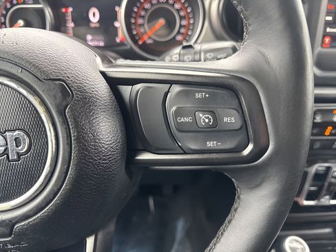 Used 2019 Jeep Wrangler Unlimited Sport S image 14
