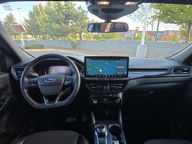 Used 2023 Ford Escape ST-Line w/ Tech Pack #1 FWD image 17