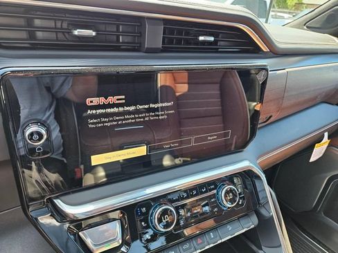 New 2026 GMC Sierra 3500 Denali Ultimate AWD/4WD image 30