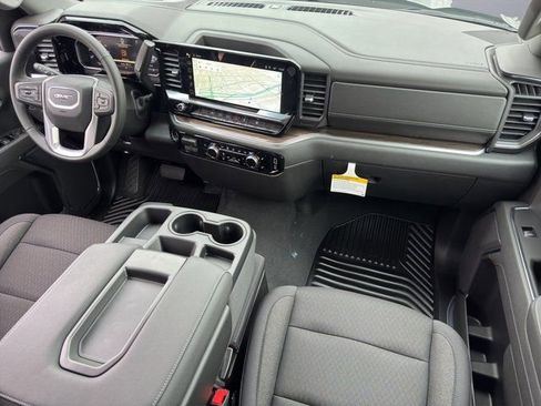 New 2026 GMC Sierra 1500 Elevation image 17