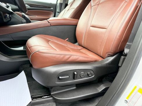 Used 2021 Buick Enclave Avenir w/ Avenir Technology Package image 8