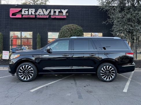 Used 2022 Lincoln Navigator L Black Label image 9