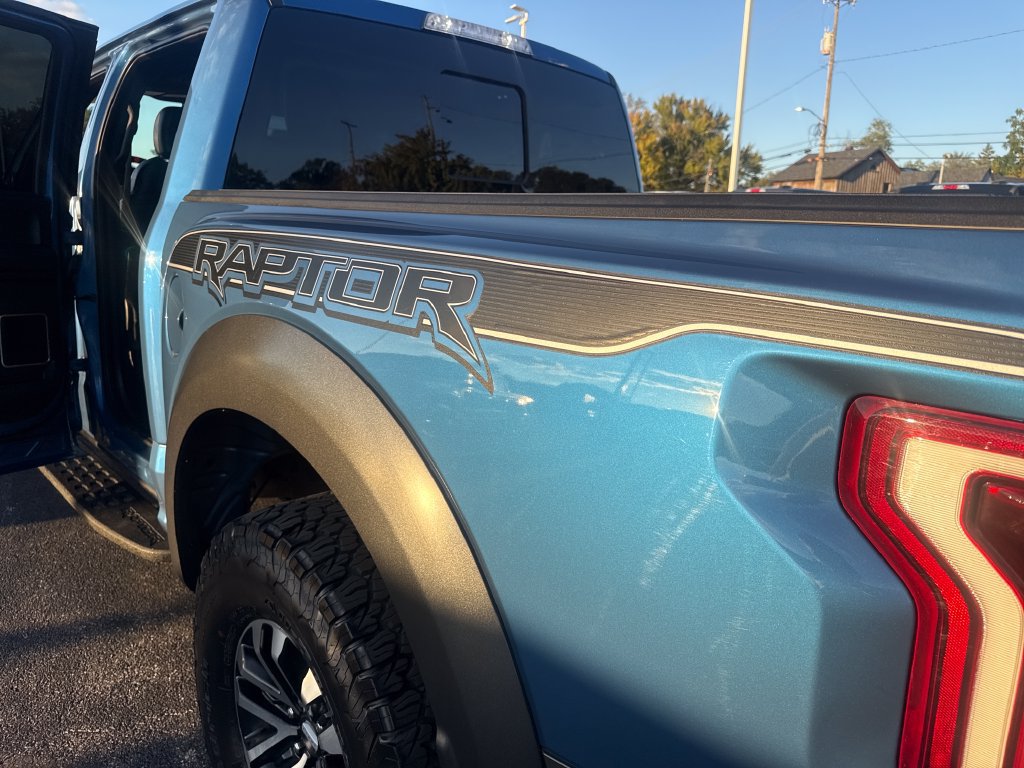 Used 2019 Ford F150 Raptor w/ Equipment Group 802A Luxury AWD/4WD image 30
