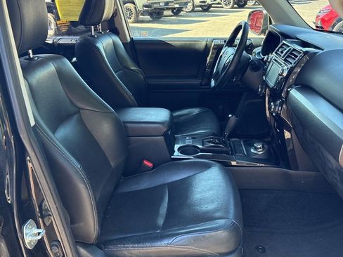 Used 2019 Toyota 4Runner Limited AWD/4WD image 8