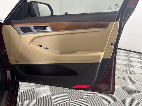 Used 2017 Genesis G80 3.8 w/ Option Group 03 image 30