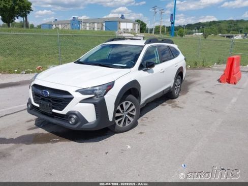 Used 2023 Subaru Outback Premium AWD/4WD image 13