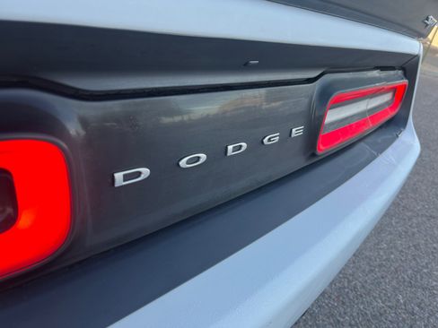 Used 2015 Dodge Challenger SRT Hellcat image 24