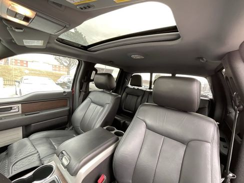 Used 2014 Ford F150 Lariat w/ Lariat Chrome Package image 10