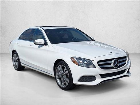 Used 2018 Mercedes-Benz C 300 4MATIC Sedan image 3