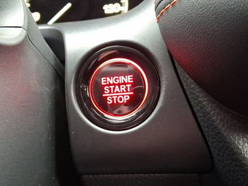 Certified 2025 Honda HR-V Sport image 28