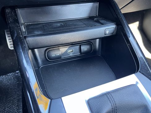 Used 2023 Kia Forte GT-Line w/ GT-Line Premium Package image 21