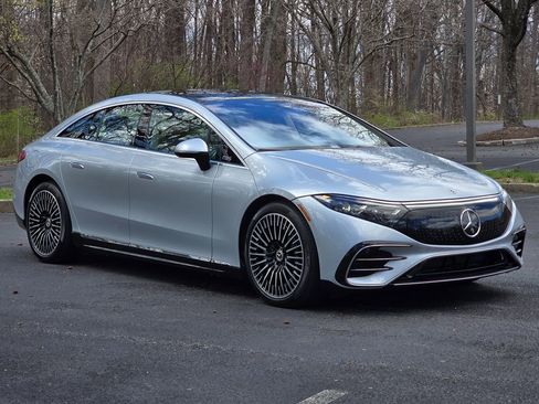 Used 2023 Mercedes-Benz EQS 580 4MATIC Sedan image 8