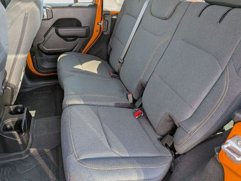 Used 2025 Jeep Wrangler Unlimited Sport AWD/4WD image 27