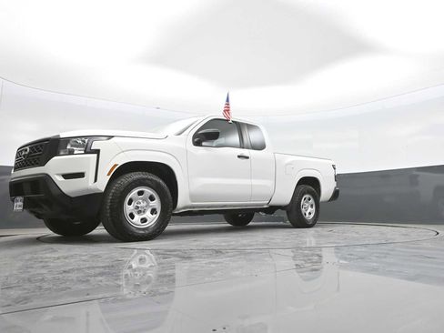 Used 2022 Nissan Frontier S image 37