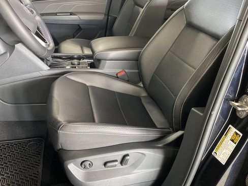 Used 2022 Volkswagen Atlas Cross Sport SE AWD/4WD image 9