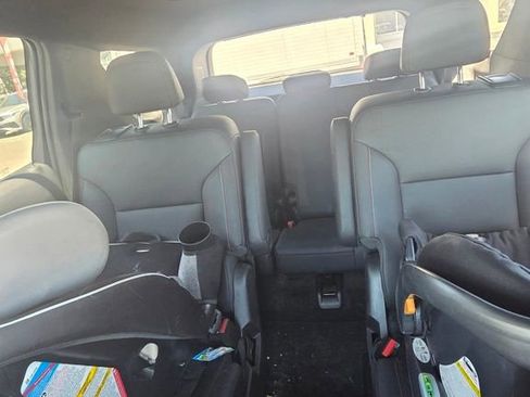 Used 2024 Chevrolet Traverse Z71 AWD/4WD image 6