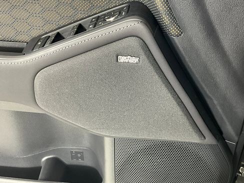 Used 2025 Lexus GX 550 image 16