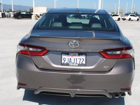 Certified 2024 Toyota Camry SE FWD image 4