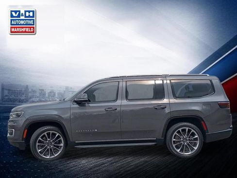 Used 2022 Jeep Wagoneer Series II w/ Premium Group I AWD/4WD image 7
