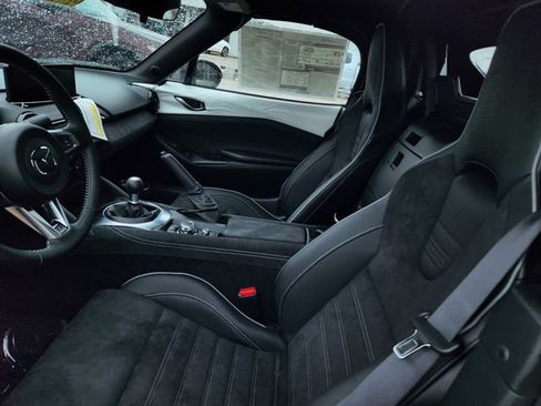 New 2026 MAZDA MX-5 Miata Club w/ Brembo/BBS Recaro Package image 8