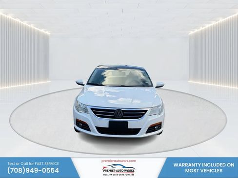 Used 2010 Volkswagen CC Luxury FWD image 2