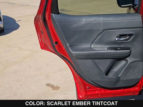 New 2026 Nissan Kicks SR FWD image 18