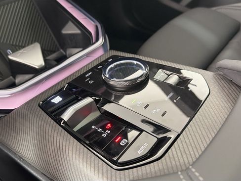 Used 2026 BMW X3 xDrive30 w/ Premium Package image 16