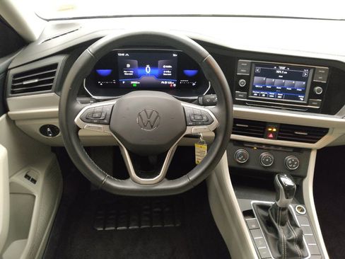 Used 2022 Volkswagen Jetta S FWD image 22