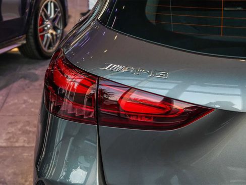 New 2026 Mercedes-Benz GLA 35 AMG 4MATIC image 7