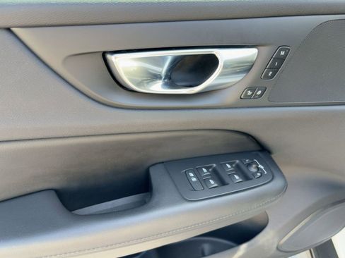 Certified 2023 Volvo V60 B5 Cross Country Plus image 13