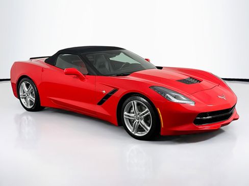 Used 2017 Chevrolet Corvette Stingray Convertible w/ 2LT Preferred Equipment Group RWD image 2