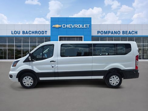 Used 2024 Ford Transit 350 XLT RWD image 4