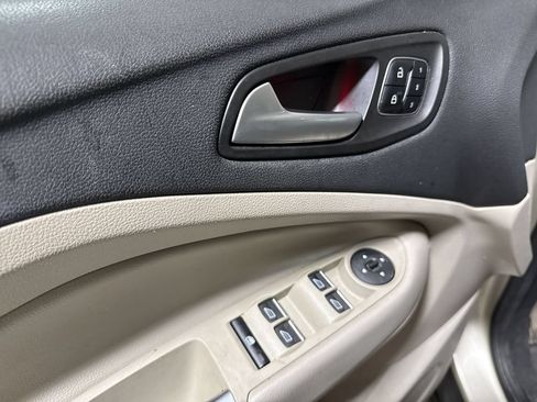Used 2017 Ford Escape Titanium FWD image 20