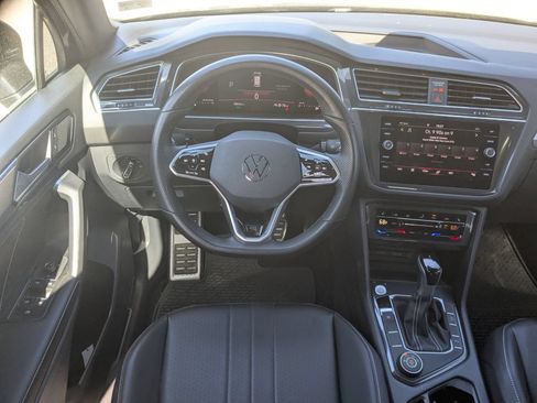 Used 2023 Volkswagen Tiguan SE R-Line AWD/4WD image 33