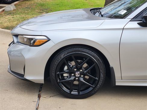 Used 2025 Honda Civic image 9