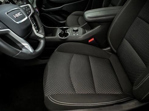 Used 2024 GMC Terrain SLE w/ Driver Convenience Package AWD/4WD image 12