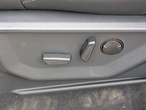 New 2026 Ford Expedition Max Platinum image 19