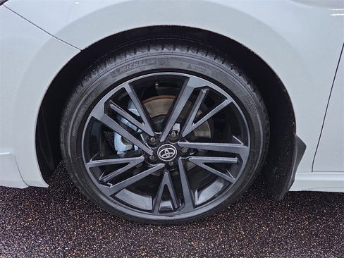 Used 2025 Toyota Camry XSE image 9