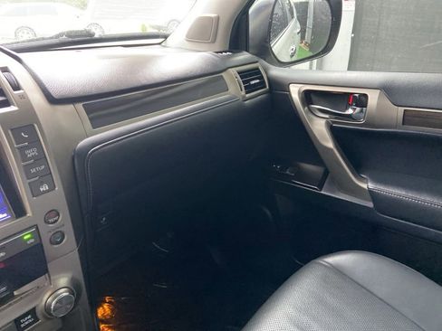 Used 2014 Lexus GX 460 AWD/4WD image 29