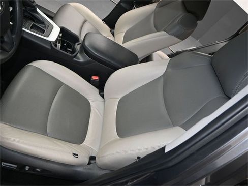 Used 2024 Toyota RAV4 XLE w/ Convenience Package image 13