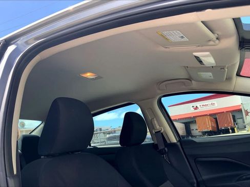 Used 2024 Nissan Versa S FWD image 30