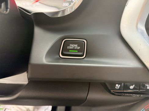 Used 2019 Chevrolet Camaro SS image 17