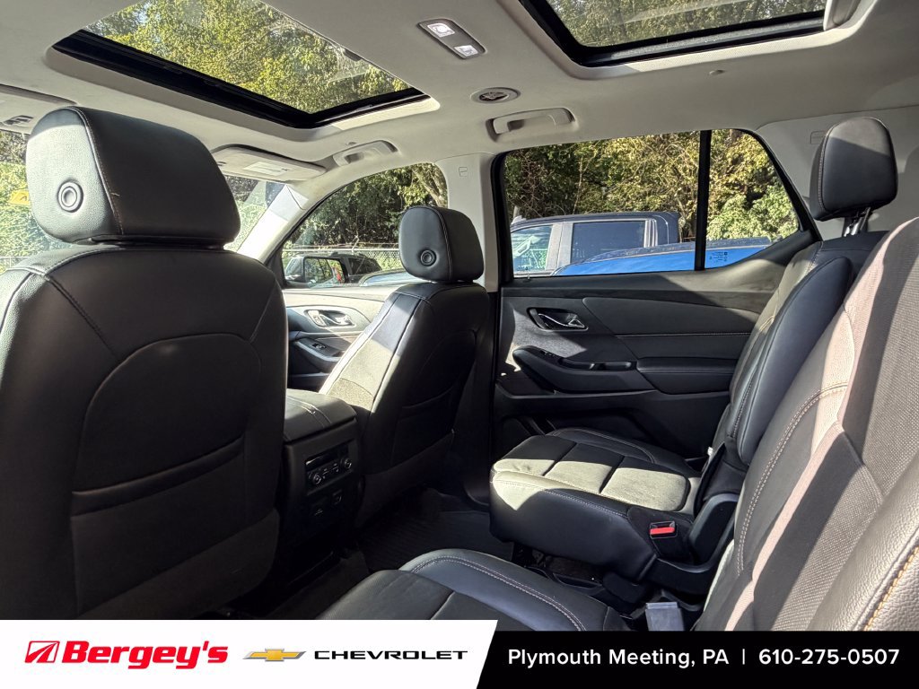 Used 2019 Chevrolet Traverse Premier w/ Redline Edition AWD/4WD image 10