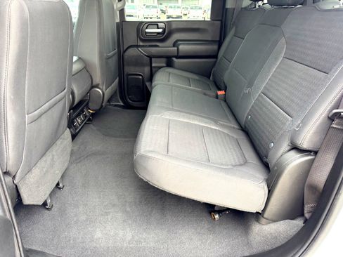 Used 2023 Chevrolet Silverado 2500 LT w/ Convenience Package image 17