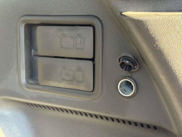 Used 2024 Chevrolet Equinox RS w/ RS Leather Package AWD/4WD image 9
